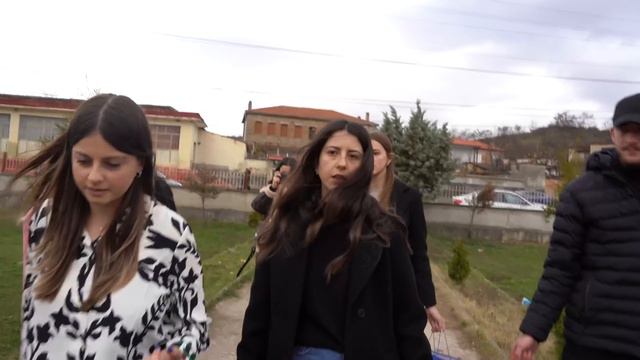 Jemi në Shqipëri, Meet&Greet, shkolla në Vishocicë, gjyshrit dhe shumë lotë Vlog| Angela Ak смотреть онлайн