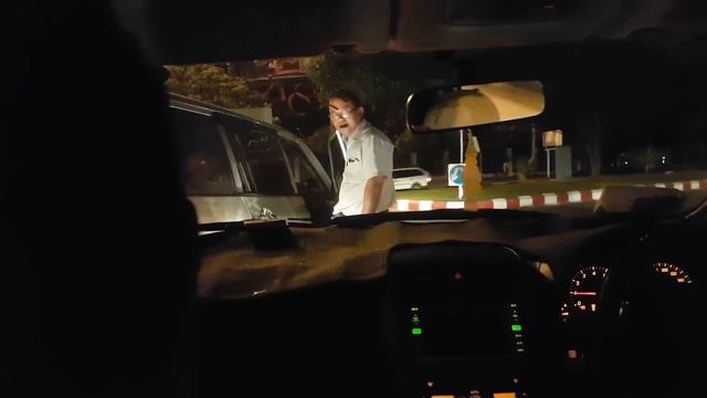 разборка таксистов в Мьянме Бирма смотреть онлайн