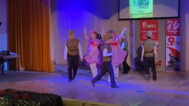 Танец "Смуглянка" смотреть онлайн