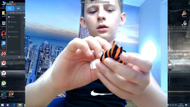 Как завязать георгиевскую ленточку. смотреть онлайн