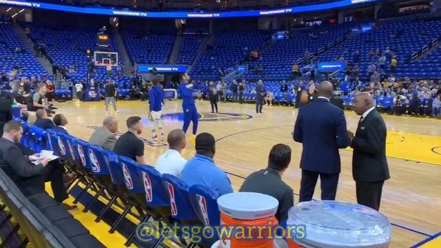 [HD] Steph Curry narrowly misses tunnel lob pregame Warriors (0-0) before LA Clippers Opening Night смотреть онлайн