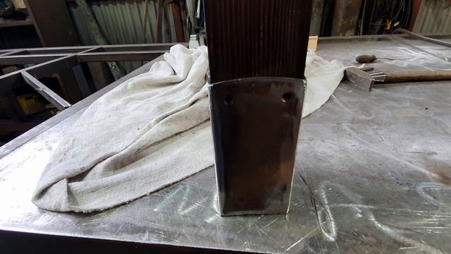 лестница с кованными перилами смотреть онлайн