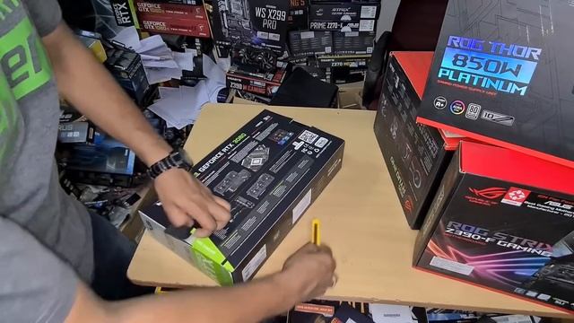 First time In Kerala Asus Nvidia RTX 3080?Hitech Computers; Kochi, Unboxing: Malayalam: Part-1 смотреть онлайн