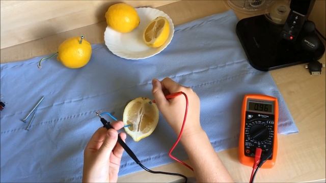 Как сделать батарейку из лимона? смотреть онлайн