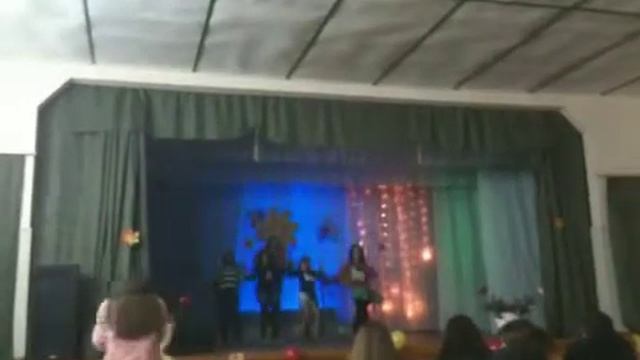 8 класс. Осенний бал:) смотреть онлайн