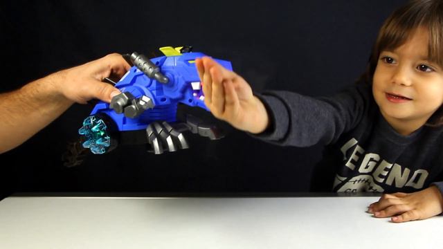 Дракон выпускает ПАР! Лука Босс открывает игрушки! Огненный дракон и Тобот смотреть онлайн