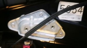 Фольксваген пассат Б6 2007г (VW PAS) подключение. замена центрального замка. разборка правой двери.