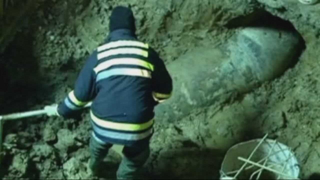 7 НЕВЕРОЯТНЫХ НАХОДОК ОБНАРУЖЕННЫХ ПРИ СТРОИТЕЛЬСТВЕ смотреть онлайн