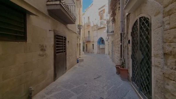Bari, Italy - Walking tour in Bari, capital of Apulia - 2022