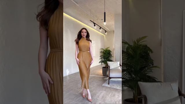 Женская одежда. Платье. Стоимость указана в комментариях🫶🏼 #shorts #женскаяодежда #платье #платья смотреть онлайн