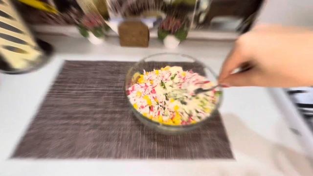 Салат с крабовыми палочками и пекинской капустой ?Salad With Crab Sticks And Peking Cabbage