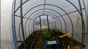 Порвало чехол из армированной пленки после урагана.Высадка рассады. #чехол,#чехолдлятеплицы.