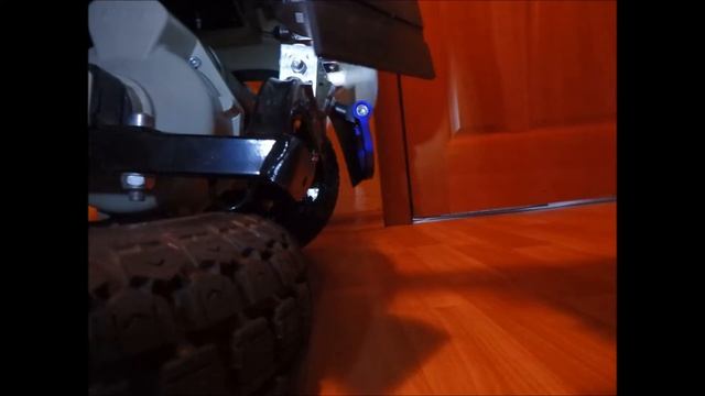 Буксировочный крюк, зад (R4-S). Скутеры для инвалидов. Mobility scooter. смотреть онлайн