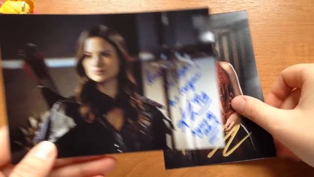 Автограф Катрины Ло (Katrina Law) смотреть онлайн