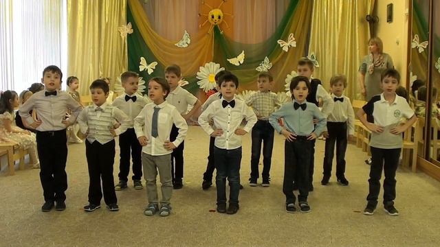 8 марта в группе Бабочка смотреть онлайн