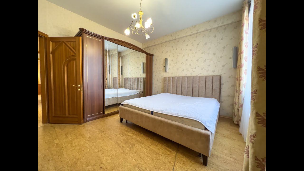 Видео-обзор просторной 3-комнатной квартиры на ул. Дальневосточная, 144 (продажа) смотреть онлайн