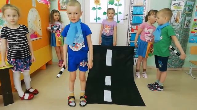 юная агитбригада по ПДД.mp4 смотреть онлайн