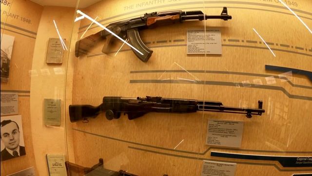 Поездка в музейно выставочный комплекс стрелкового оружия им.Михаила Тимофеевича Калашникова. смотреть онлайн