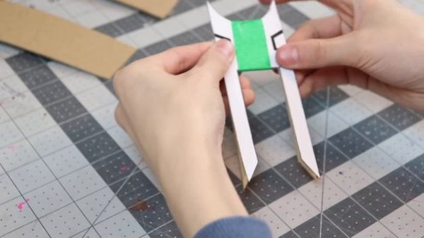 HOW TO MAKE Spider-Man Web Shooter That Shoots EASY - WITH TEMPLATES