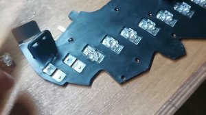 Ремонт ПЕРЕПАЙКА светодиодов фары camry 55 2011-2018г.  Часть 2 (Замена светодиодов на аналог)