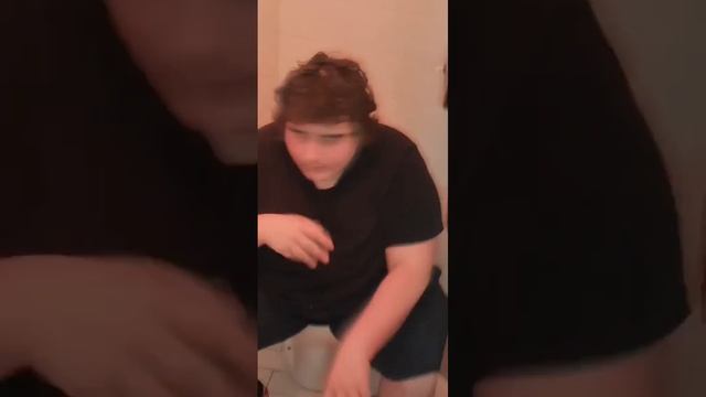 Hajzly na SPŠE ječná v.2.0 смотреть онлайн