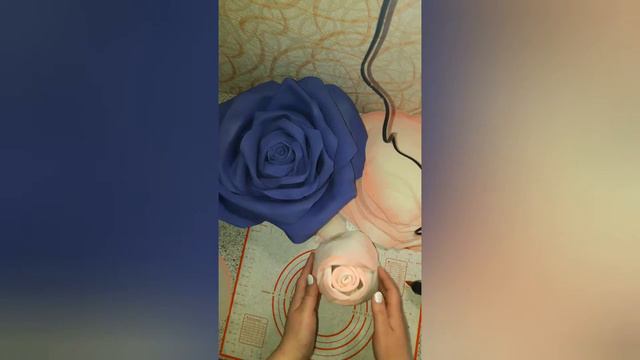 ТОНИРУЕМ РОСТОВУЮ РОЗУ ИЗ ФОАМИРАНА смотреть онлайн