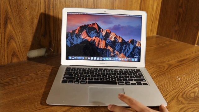 New MACBOOK AIR 2017 13in Unboxing/Review смотреть онлайн