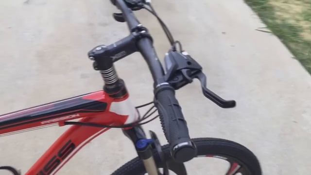 Buyers Dilemma: Road Bike or Mountain Bike? Choose this one!! смотреть онлайн