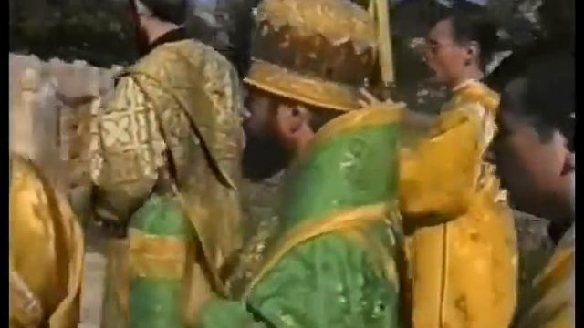 Архиерейская служба 2000г Епископ Митрофан смотреть онлайн