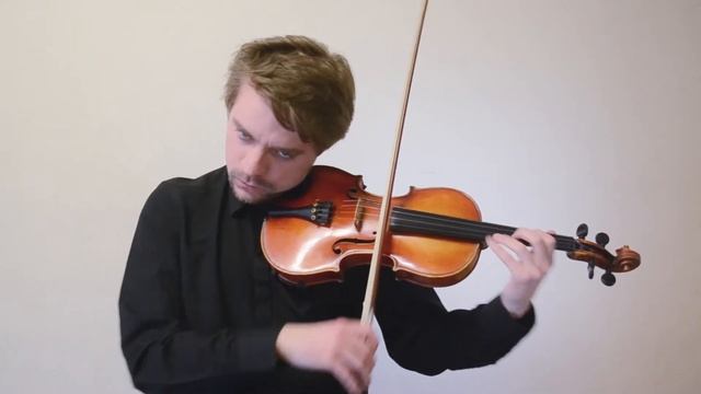 Бурре из Партиты си минор, BWV 1002. Иоганн Себастьян Бах смотреть онлайн