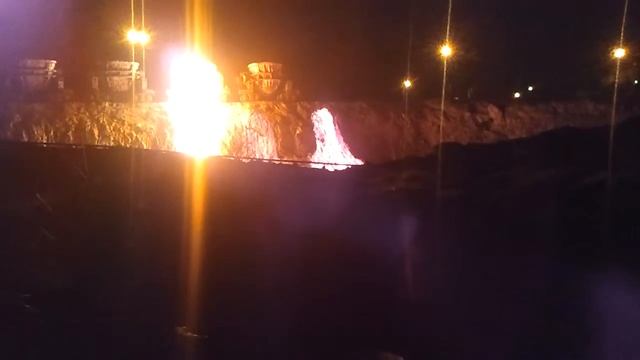 Слив шлака на Тулачермете (720p) смотреть онлайн