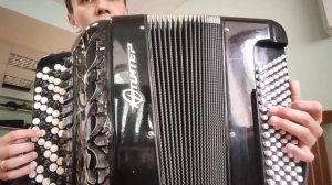 "Смуглянка" разбор песни на баяне. Как научиться играть на баяне.