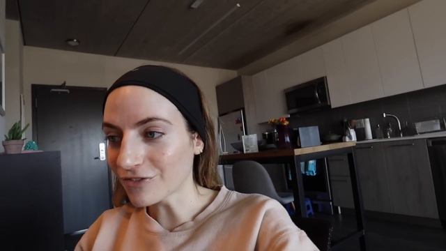 9-5 work week in my life | going through a breakup, sick days, self care, & solo date night смотреть онлайн