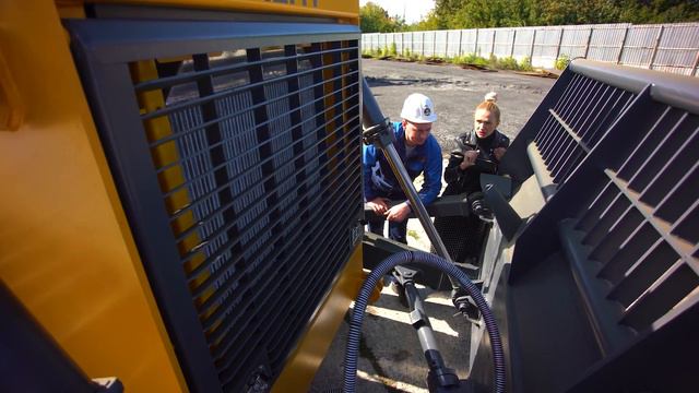 Bulldozer для ТБО смотреть онлайн