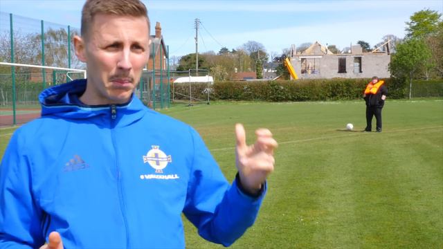 KEITH CRUISE'S SUMMER SOCCER SCHOOL смотреть онлайн