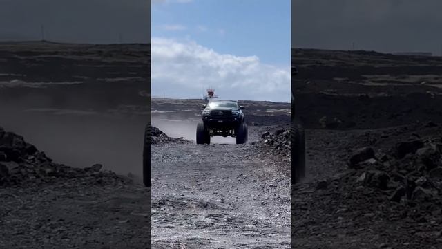 Toyota hilux pickup with 65 inches lift kit . |Off-roader| ||Skulls|| смотреть онлайн