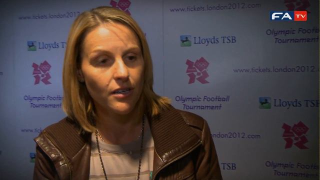 London Olympics 2012 soccer draw - Stuart Pearce, Seb Coe & Kelly Smith react смотреть онлайн