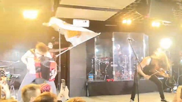 The Hatters - Love is Love (Владивосток 04.06.2022) смотреть онлайн