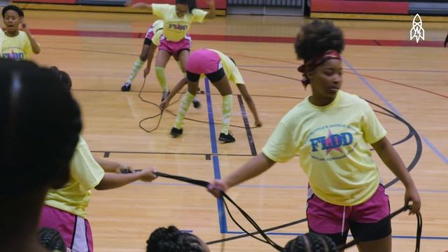 Ropes, Rhythm and Life: Inside Competitive Double Dutch смотреть онлайн