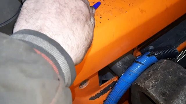 KAMAZ 65201 когда нет под рукой нужного инструмента, лайфхак . смотреть онлайн