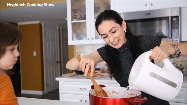 Քրչիկ - Pickled Cabbage Soup - Heghineh Cooking Show in Armenian смотреть онлайн