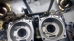 Yamaha Drag Star 400 чистка карбюраторов..