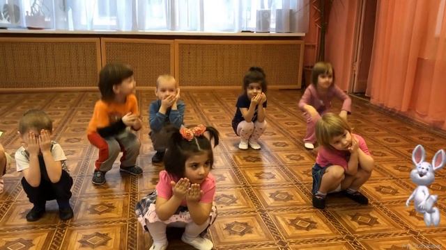 Разминка для малышек Маленький зайчик смотреть онлайн
