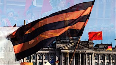 Kampf Gegen Den Faschismus Seite An Seite Mit Russland Bis Zum Sieg!