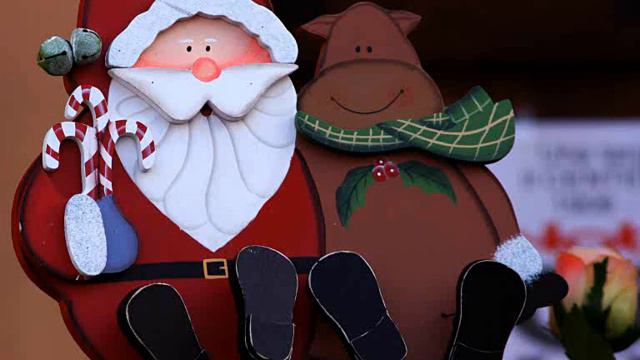 Santa Claus Is Coming To Town...Wuffy and a Conn-Sax-Lady 10M смотреть онлайн