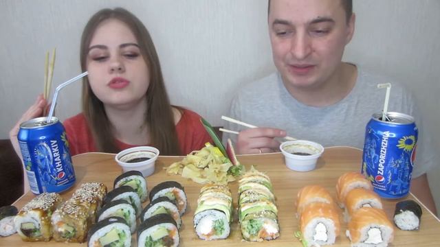 Мукбанг суши роллы и пепси. Очень вкусно. Ответы на вопросы. Загадываем желания! смотреть онлайн