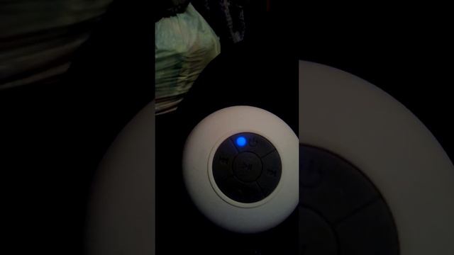 Водонепроницаемая блютуз колонка смотреть онлайн