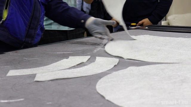 Резка стеклоткани на раскройном комплексе iECHO TK4S смотреть онлайн