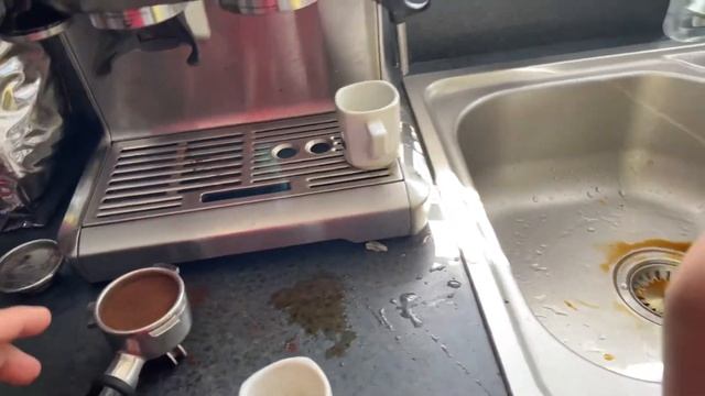 Cafetière￼ Sage ou BREVILLE Problème pression ou moulin? смотреть онлайн
