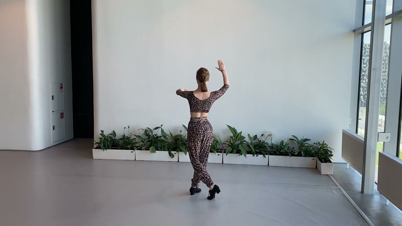 Opening Out From Reverse Top (cha-cha-cha) ISTD/ Выход Из Левого Волчка (Ча-ча-ча) Империал смотреть онлайн